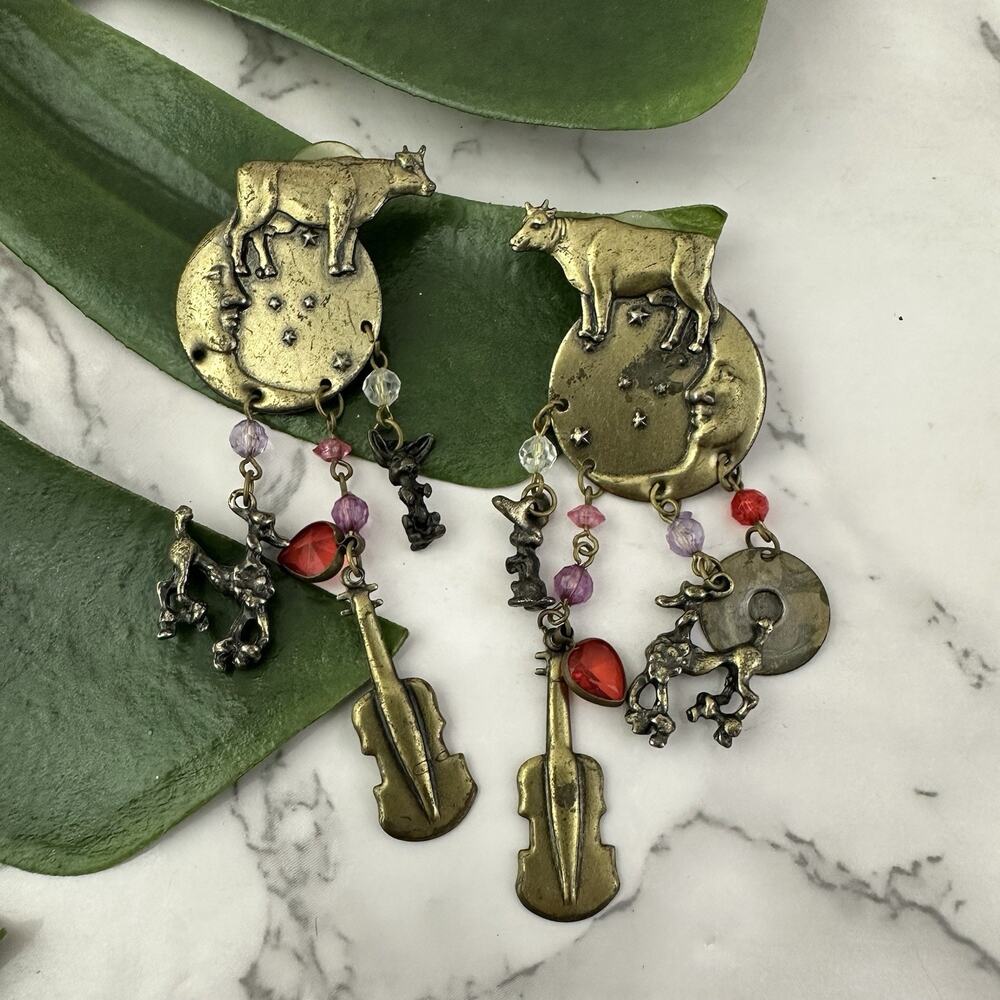 Vintage 90s Cow Jumped Over The Moon Novelty Earrings Beaded Chunky Teacher